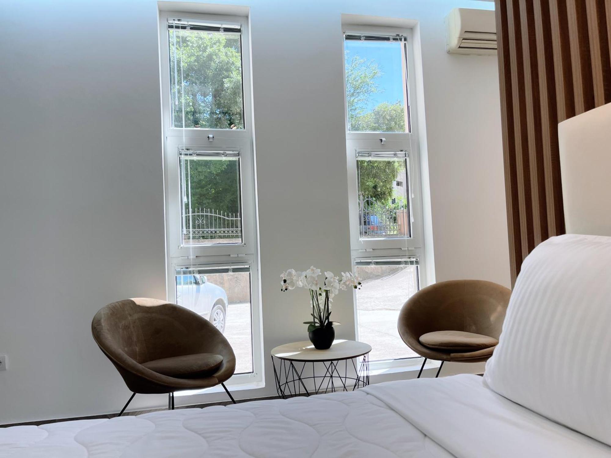 Guest House Koliqi - Hotel & Apartments Улцинь Екстер'єр фото